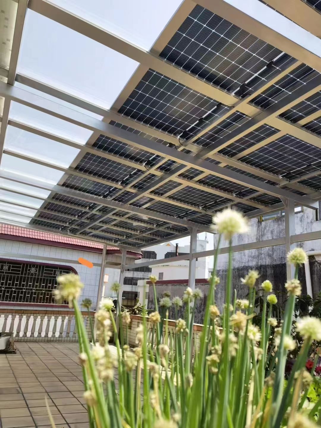 日喀则别墅家用屋顶太阳能发电系统安装